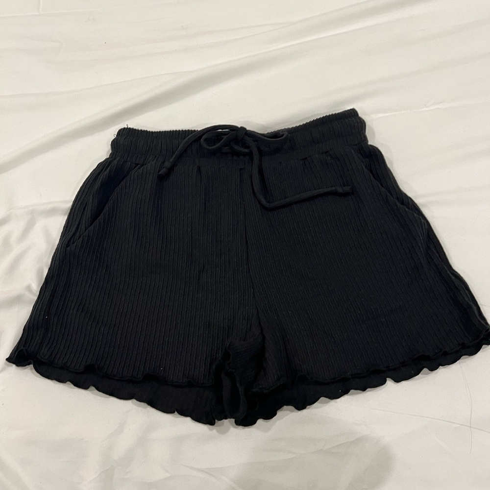 Short set. Worn once. Like brand-new. Comfy